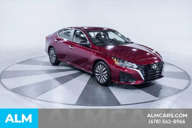 2025 Nissan Altima SV FWD