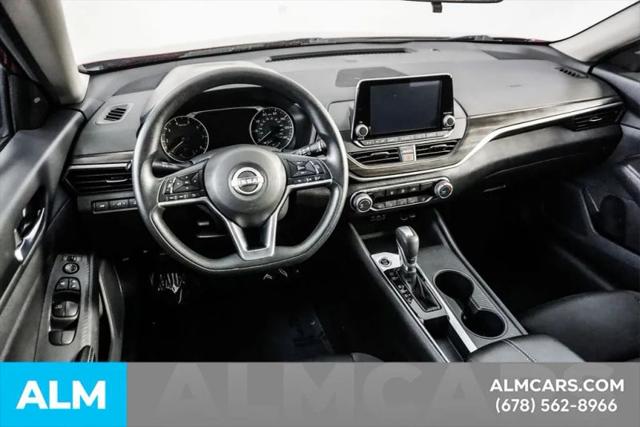 2025 Nissan Altima SV FWD