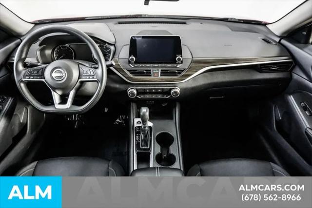 2025 Nissan Altima SV FWD