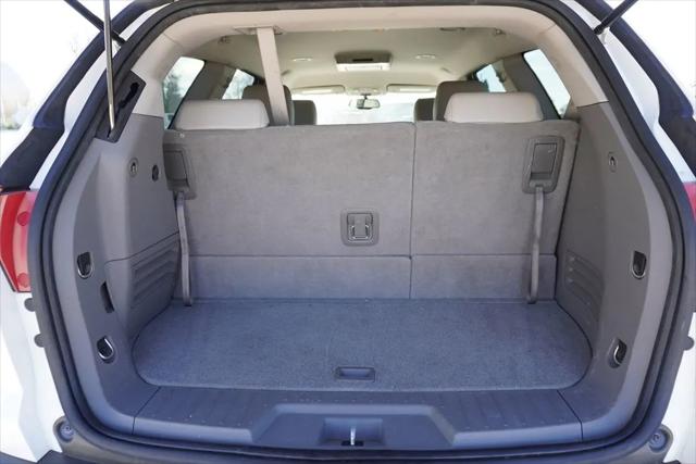 2011 Chevrolet Traverse 2LT
