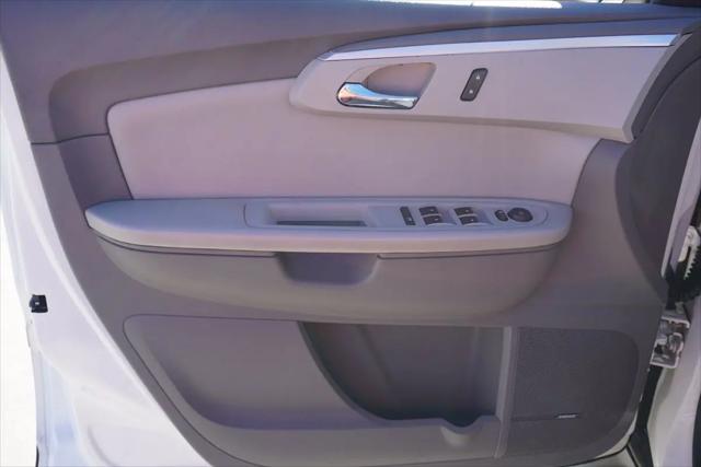 2011 Chevrolet Traverse 2LT