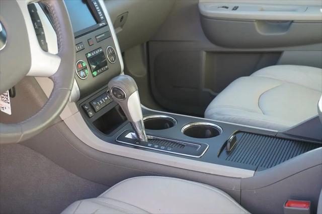 2011 Chevrolet Traverse 2LT