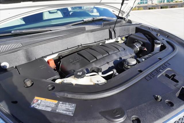 2011 Chevrolet Traverse 2LT