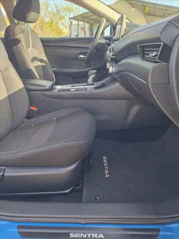 2024 Nissan Sentra SV Xtronic CVT
