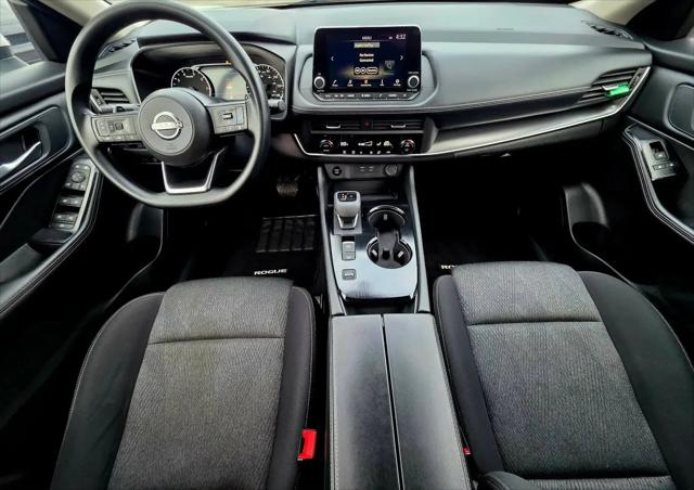 2024 Nissan Rogue SV FWD