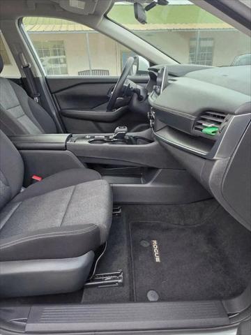 2024 Nissan Rogue SV FWD