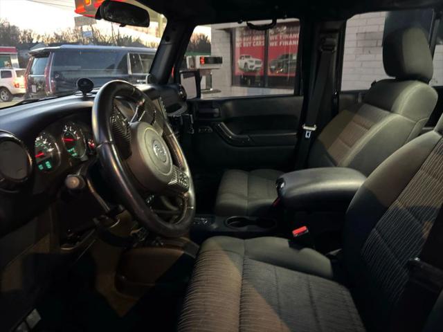 2012 Jeep Wrangler Unlimited Sahara