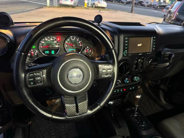 2012 Jeep Wrangler Unlimited Sahara