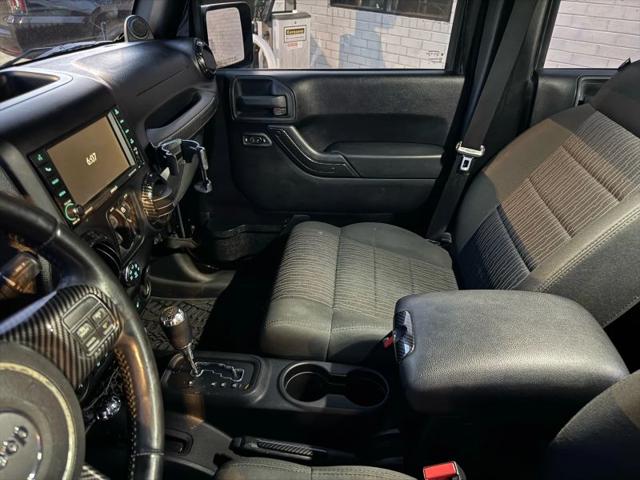 2012 Jeep Wrangler Unlimited Sahara