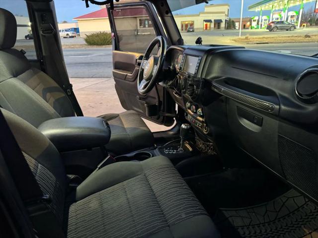 2012 Jeep Wrangler Unlimited Sahara