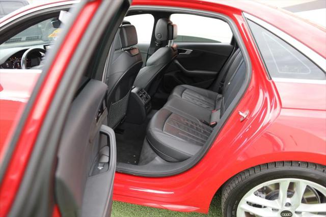 2023 Audi A4 Premium Plus 45 TFSI S line quattro S tronic