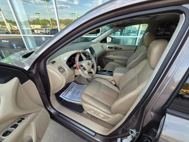 2014 Nissan Pathfinder SL