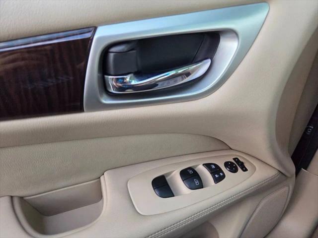 2014 Nissan Pathfinder SL
