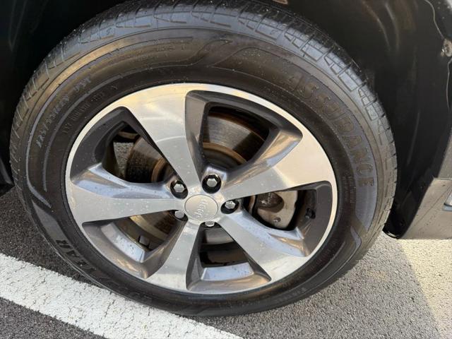 2019 Jeep Cherokee Limited FWD