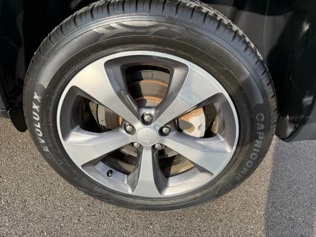 2019 Jeep Cherokee Limited FWD