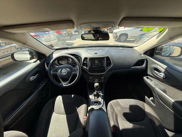 2016 Jeep Cherokee Latitude