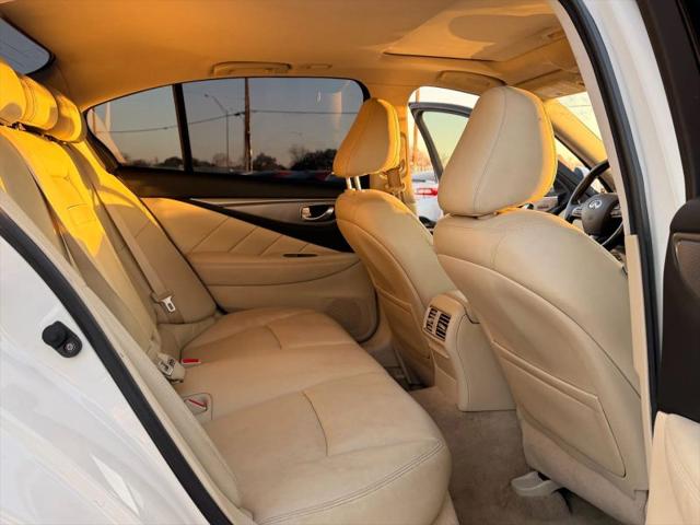 2016 INFINITI Q50 2.0t Premium