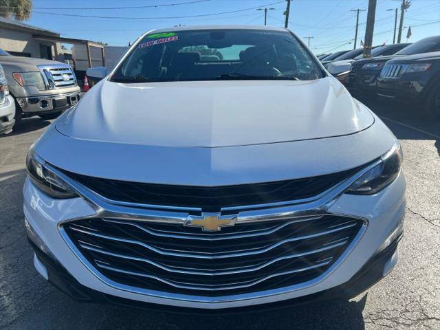 2022 Chevrolet Malibu FWD LT