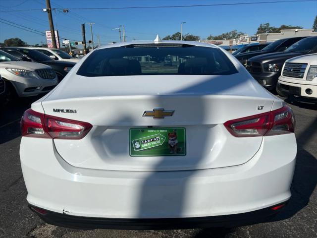 2022 Chevrolet Malibu FWD LT