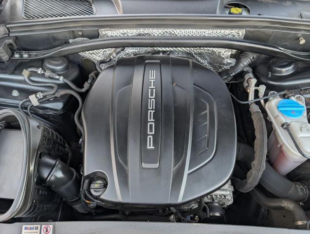 2018 Porsche Macan Sport Edition
