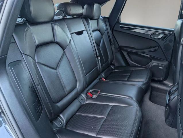 2018 Porsche Macan Sport Edition
