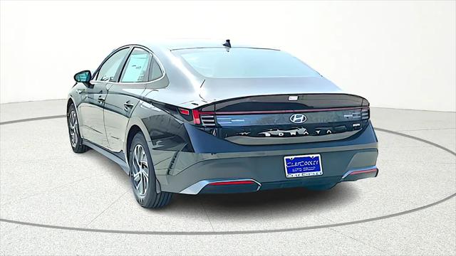 2026 Hyundai Sonata Hybrid Blue