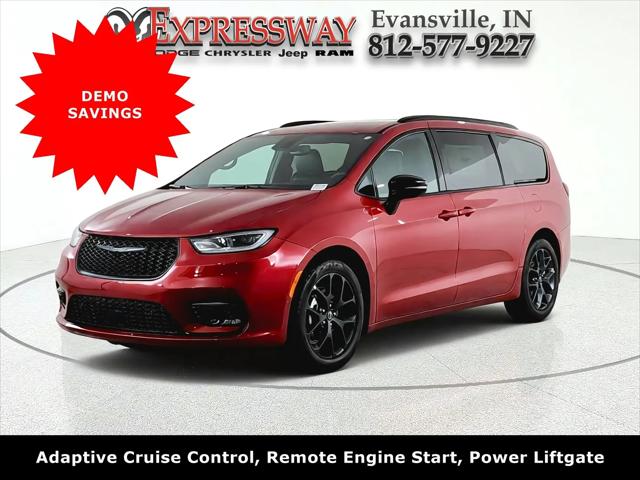2026 Chrysler Pacifica Select for sale in Evansville, IN