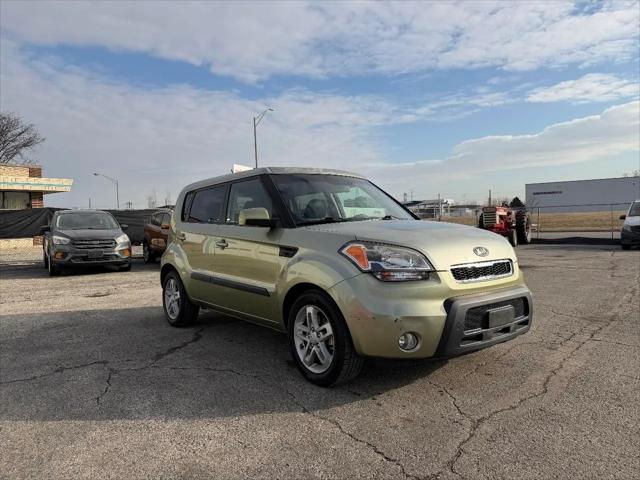 2011 Kia Soul +