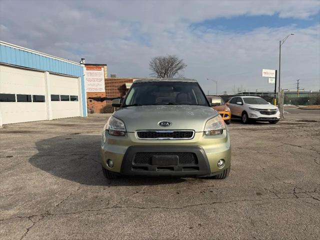 2011 Kia Soul +