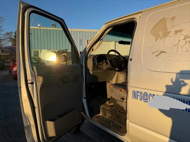 2004 Ford E-250 E-250