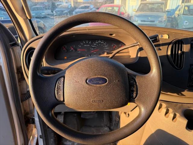 2004 Ford E-250 E-250
