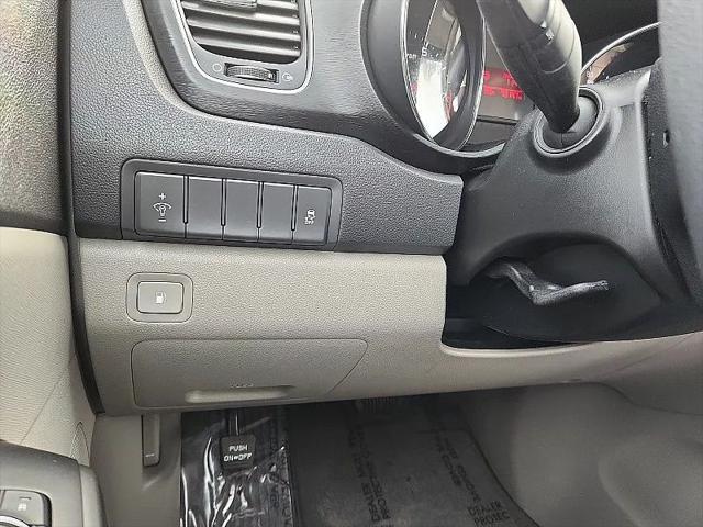2018 Kia Sedona L