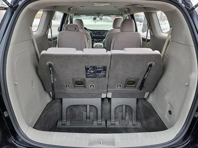 2018 Kia Sedona L