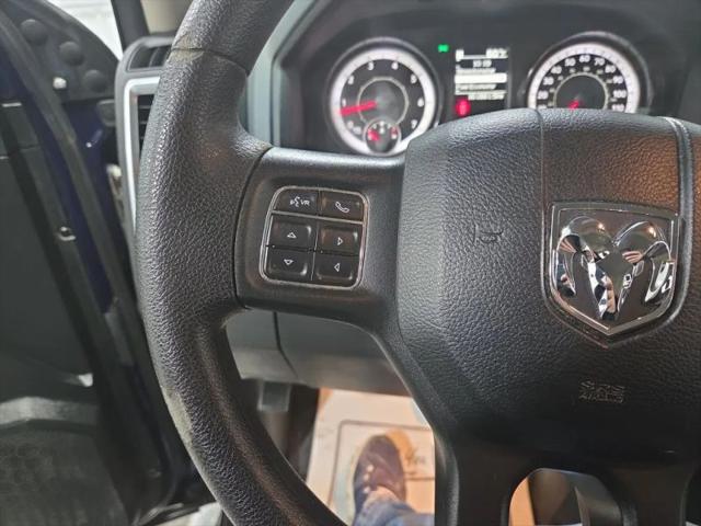 2017 Ram 1500 SLT Crew Cab 4x4 5'7" Box