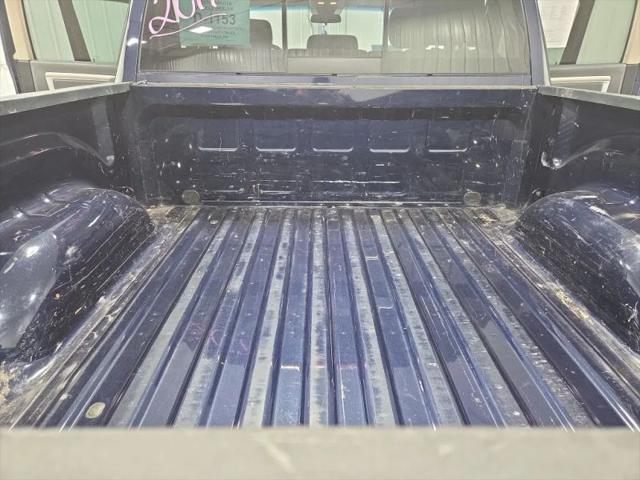 2017 Ram 1500 SLT Crew Cab 4x4 5'7" Box