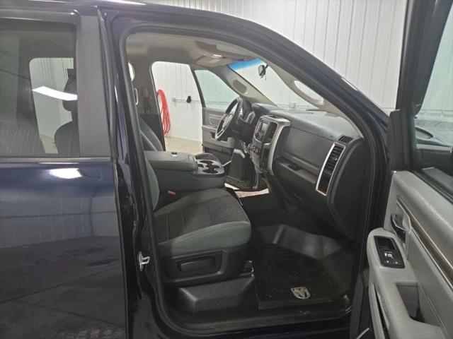 2017 Ram 1500 SLT Crew Cab 4x4 5'7" Box