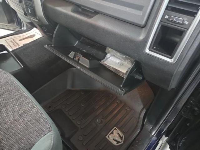 2017 Ram 1500 SLT Crew Cab 4x4 5'7" Box