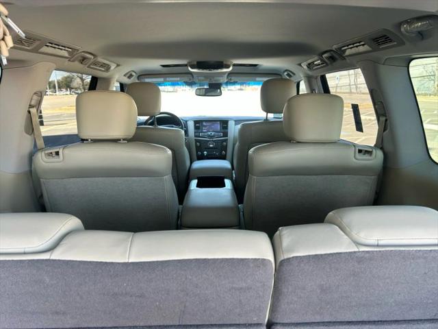 2017 INFINITI QX80 Base
