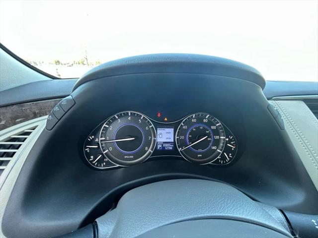 2017 INFINITI QX80 Base