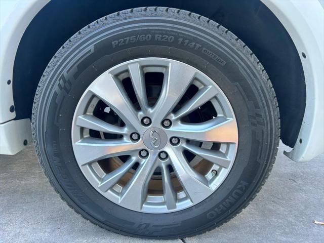2017 INFINITI QX80 Base
