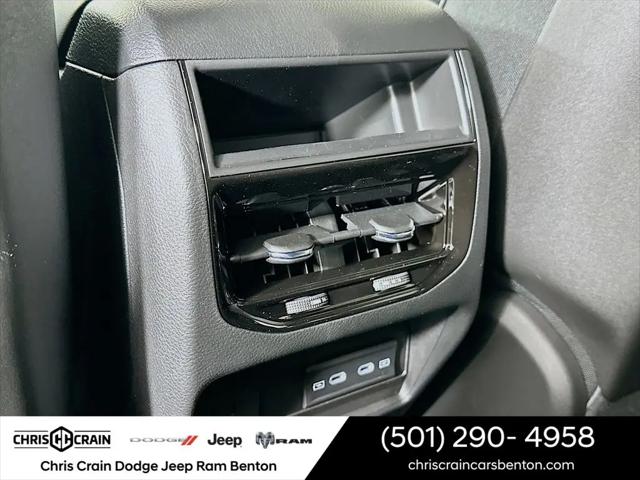2026 Jeep Grand Cherokee Altitude 4x4