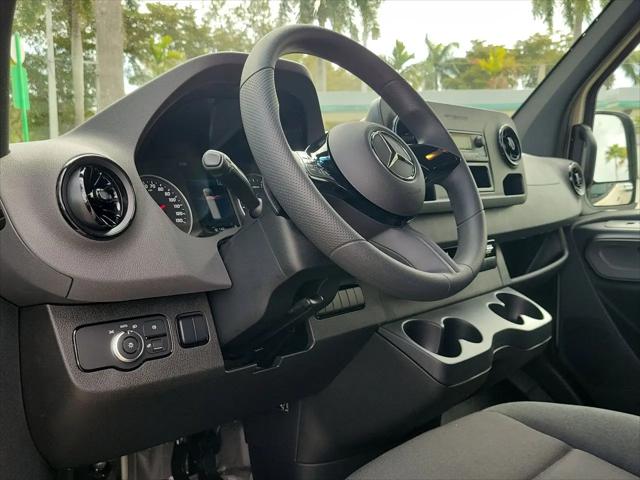 2026 Mercedes-Benz Sprinter 2500 Standard Roof 4-Cyl Diesel