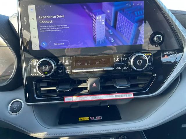 2026 Toyota Highlander Hybrid Platinum