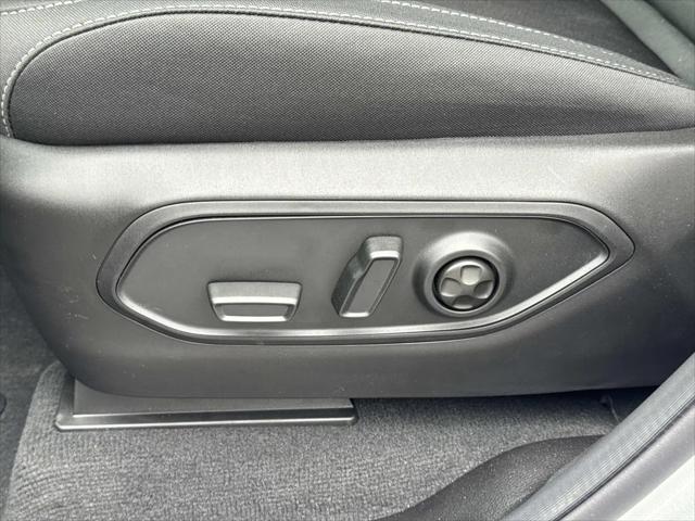 2026 Jeep Grand Cherokee L Altitude 4x2