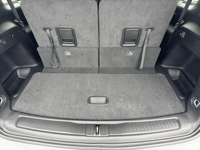 2026 Jeep Grand Cherokee L Altitude 4x2
