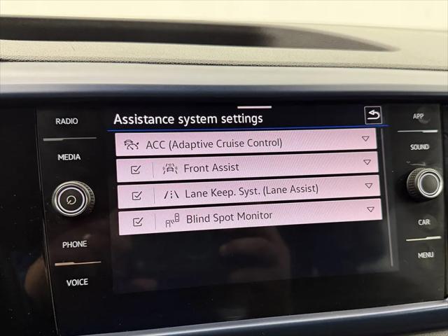 2024 Volkswagen Taos 1.5T SE