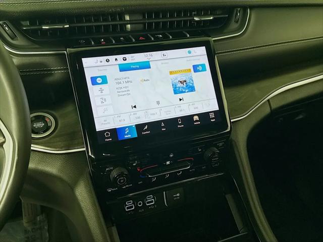 2023 Jeep Grand Cherokee L Limited 4x4