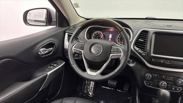 2016 Jeep Cherokee Overland