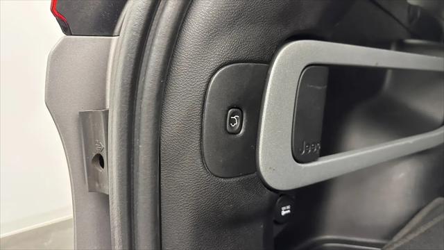 2016 Jeep Cherokee Overland