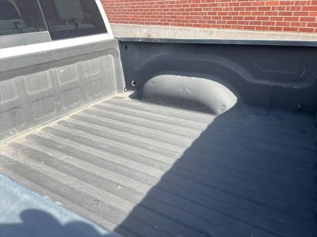2017 Ram 1500 SLT Crew Cab 4x4 5'7" Box